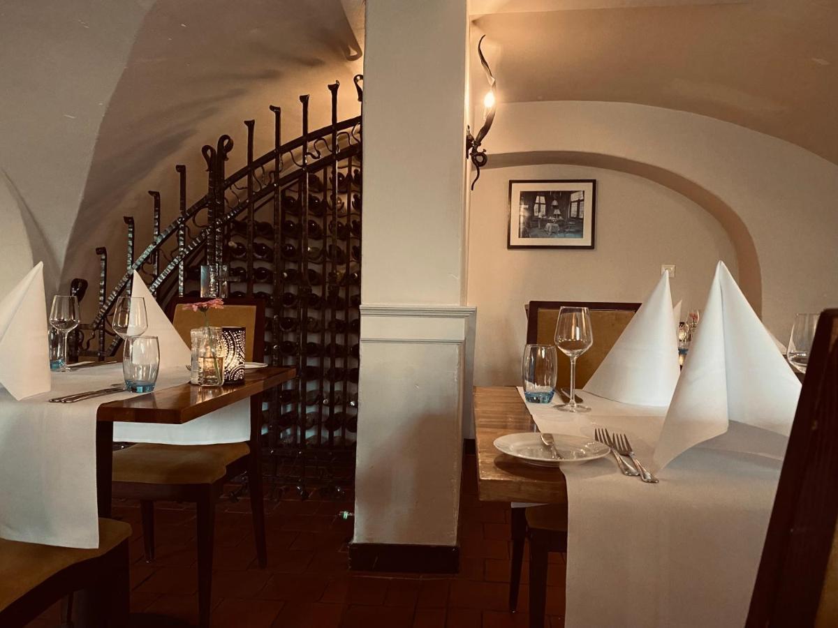 Hotel Kasteel De Essenburgh Hierden Kültér fotó