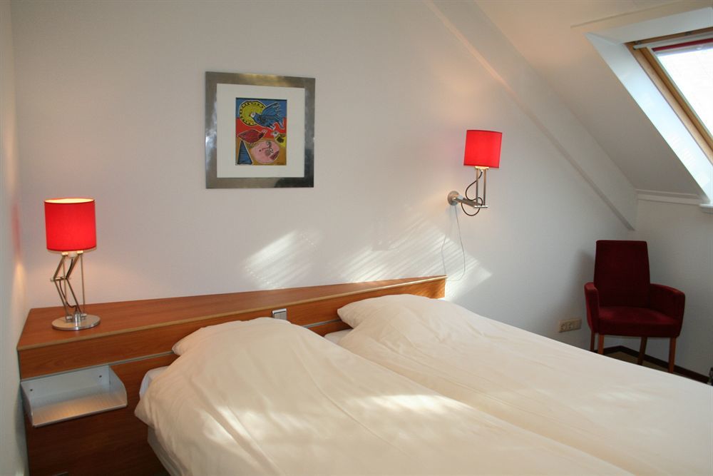 Hotel Kasteel De Essenburgh Hierden Kültér fotó