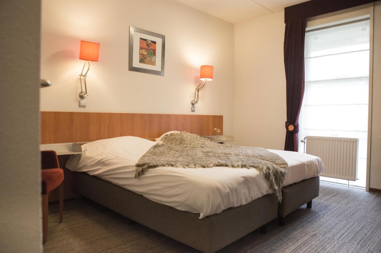 Hotel Kasteel De Essenburgh Hierden Kültér fotó